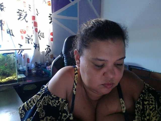 beautifulchubbyqueen live cam on BongaCams