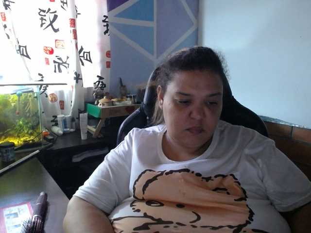 beautifulchubbyqueen live cam on BongaCams