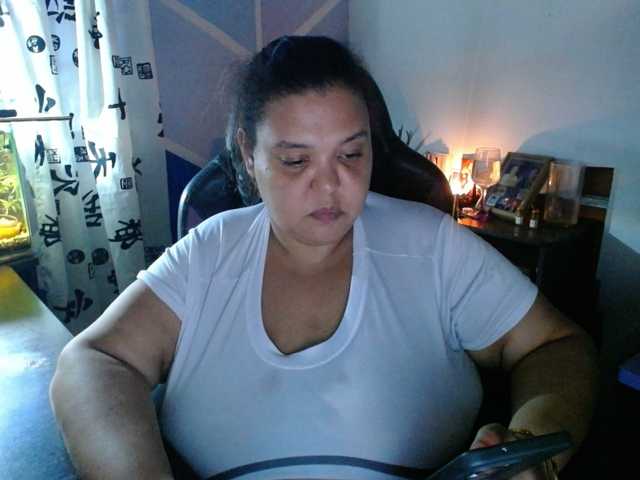beautifulchubbyqueen live cam on BongaCams