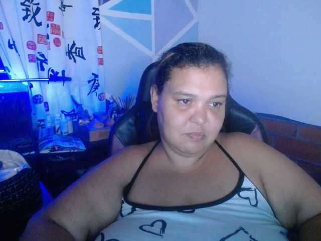 beautifulchubbyqueen live cam on BongaCams