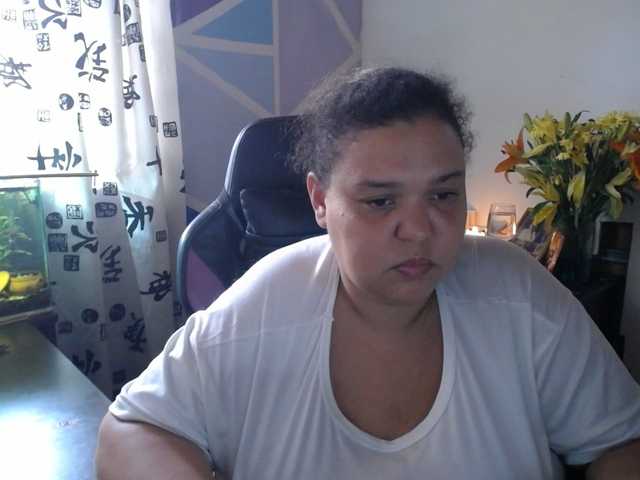 beautifulchubbyqueen live cam preview