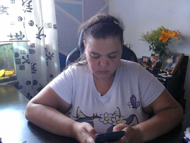 beautifulchubbyqueen live cam on BongaCams