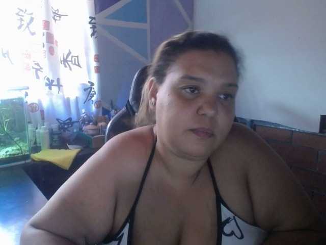 beautifulchubbyqueen live cam on BongaCams