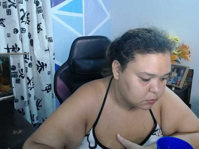 beautifulchubbyqueen, en directo ahora en BongaCams