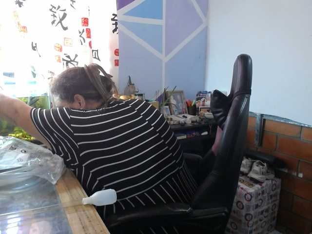beautifulchubbyqueen live cam on BongaCams