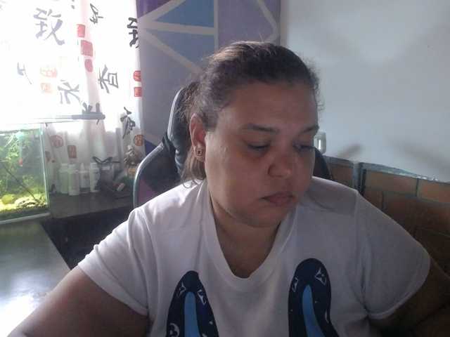 beautifulchubbyqueen live cam on BongaCams