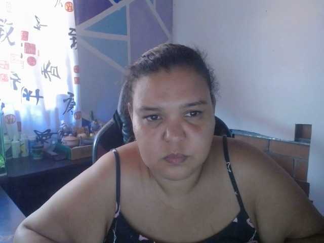 beautifulchubbyqueen live cam on BongaCams
