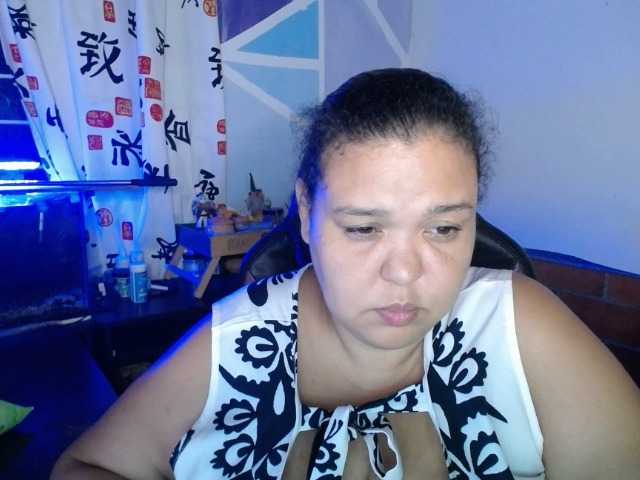 beautifulchubbyqueen live cam on BongaCams