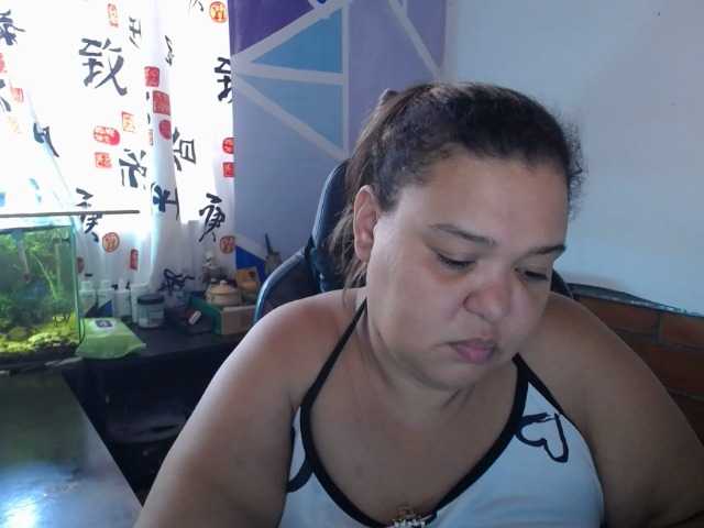 beautifulchubbyqueen live cam on BongaCams