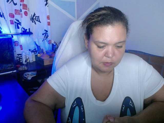 beautifulchubbyqueen webcam