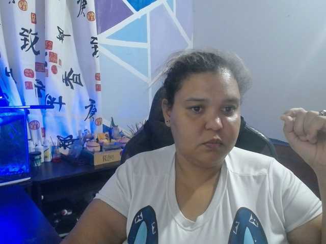 beautifulchubbyqueen live cam on BongaCams
