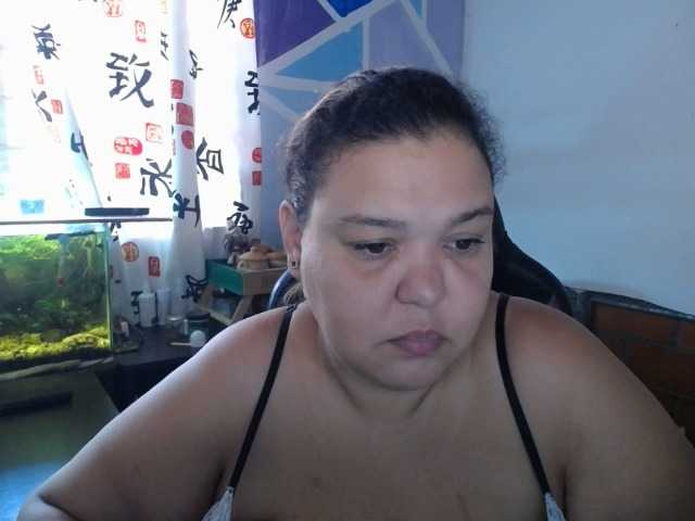 beautifulchubbyqueen live cam on BongaCams