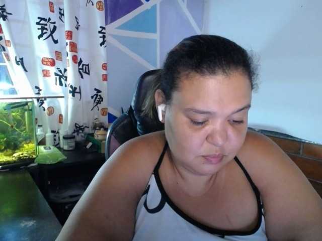 beautifulchubbyqueen live cam on BongaCams