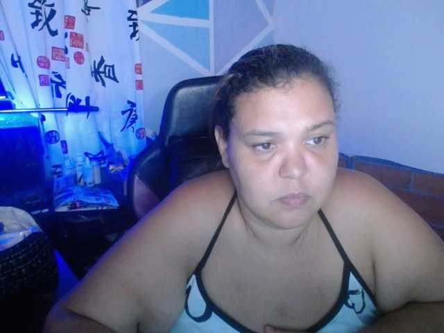 beautifulchubbyqueen live cam on BongaCams