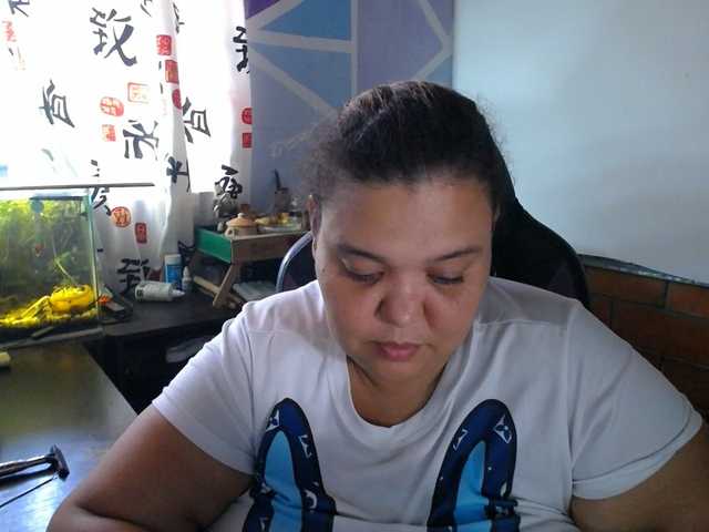 beautifulchubbyqueen live cam on BongaCams