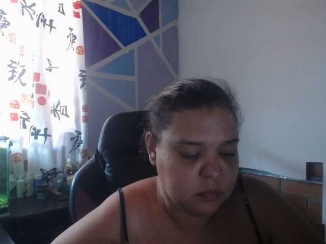 beautifulchubbyqueen live cam on BongaCams