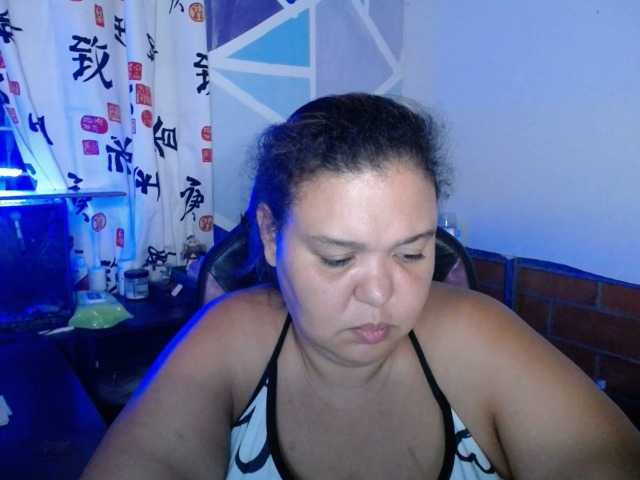 beautifulchubbyqueen live cam on BongaCams