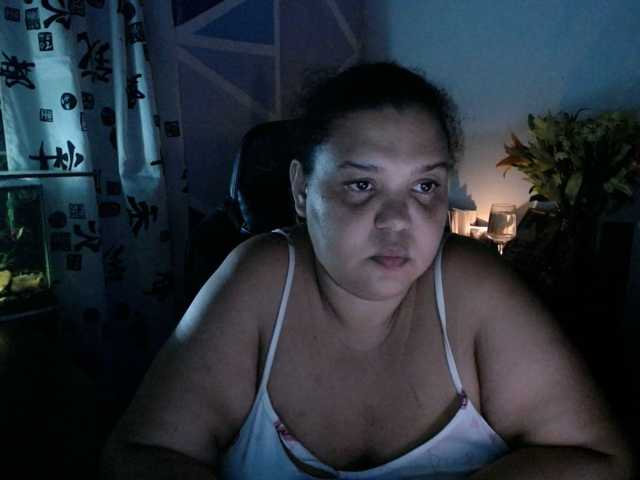 beautifulchubbyqueen live cam preview