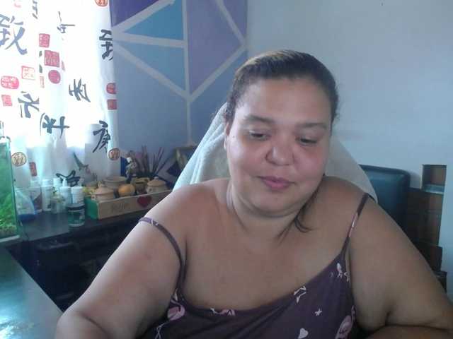 beautifulchubbyqueen webcam