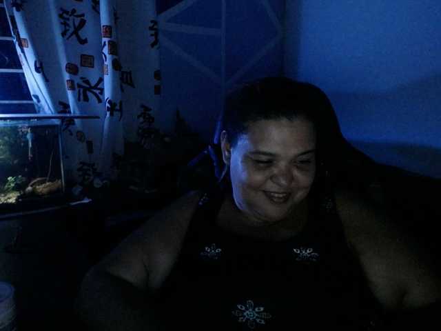 beautifulchubbyqueen live cam preview