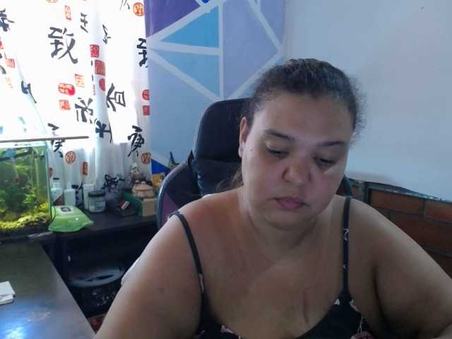 beautifulchubbyqueen live cam on BongaCams