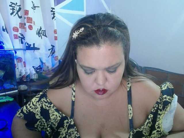 beautifulchubbyqueen webcam