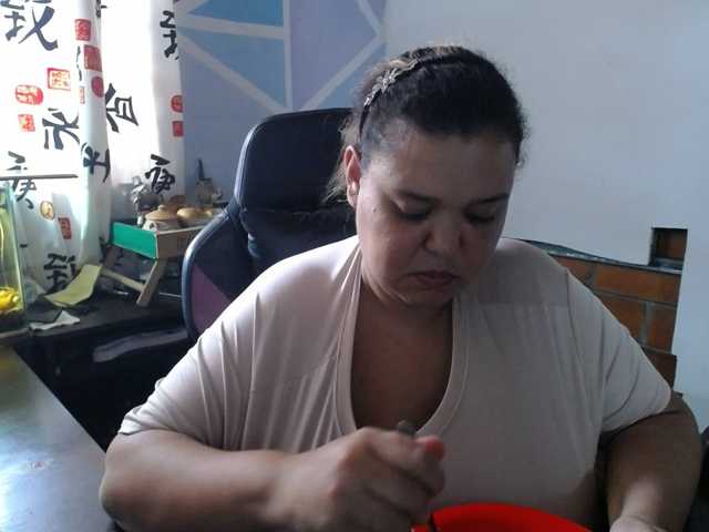 beautifulchubbyqueen