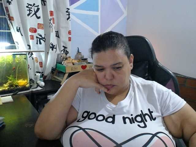 beautifulchubbyqueen live cam on BongaCams