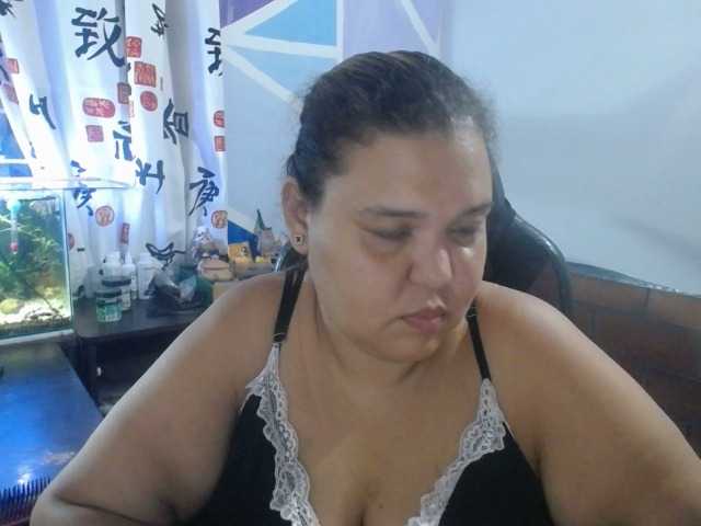 beautifulchubbyqueen live cam on BongaCams