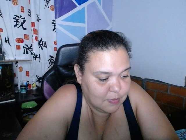 beautifulchubbyqueen live cam on BongaCams