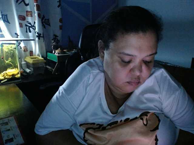 beautifulchubbyqueen live cam on BongaCams