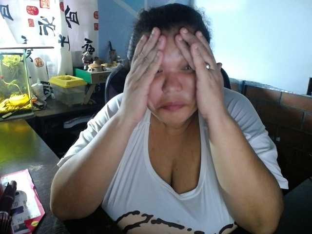 beautifulchubbyqueen live cam on BongaCams
