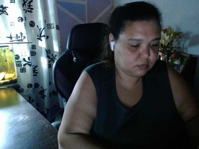 beautifulchubbyqueen live cam on BongaCams