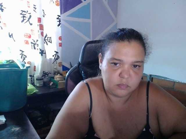 beautifulchubbyqueen live cam on BongaCams