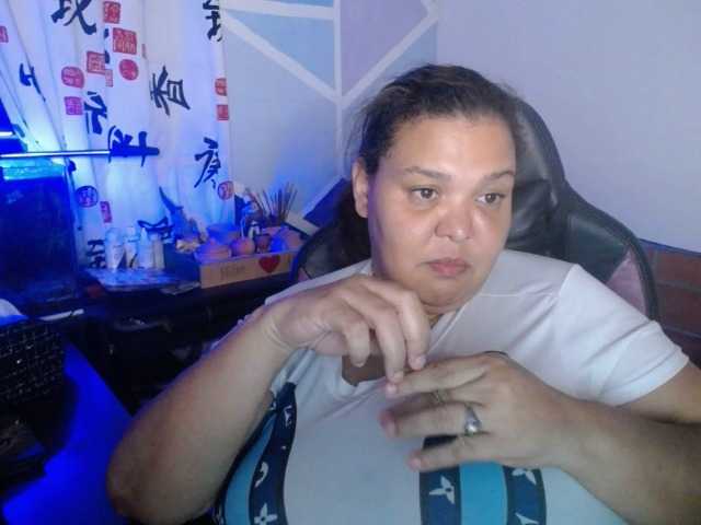 beautifulchubbyqueen live cam on BongaCams