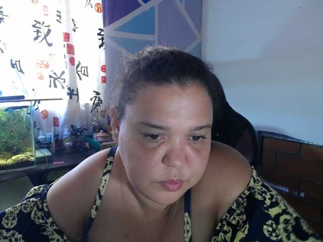 beautifulchubbyqueen live cam on BongaCams