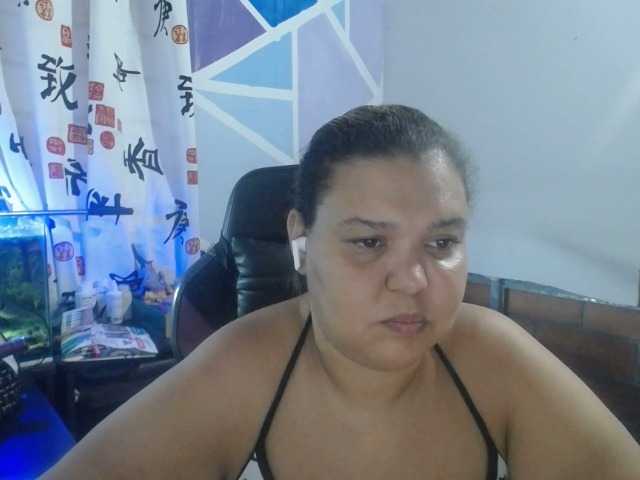 beautifulchubbyqueen live cam on BongaCams