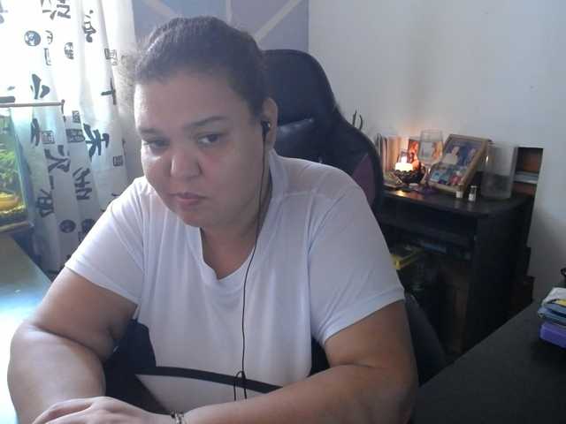 beautifulchubbyqueen live cam on BongaCams