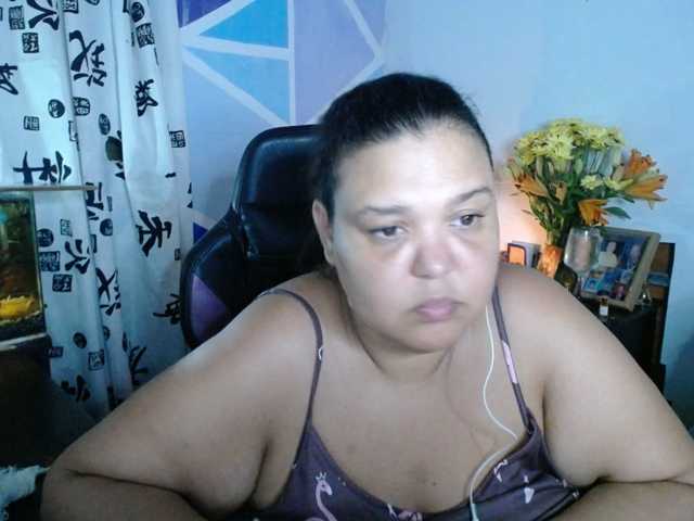 beautifulchubbyqueen live cam on BongaCams
