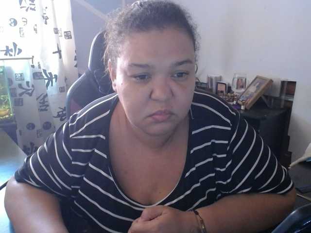 beautifulchubbyqueen webcam model