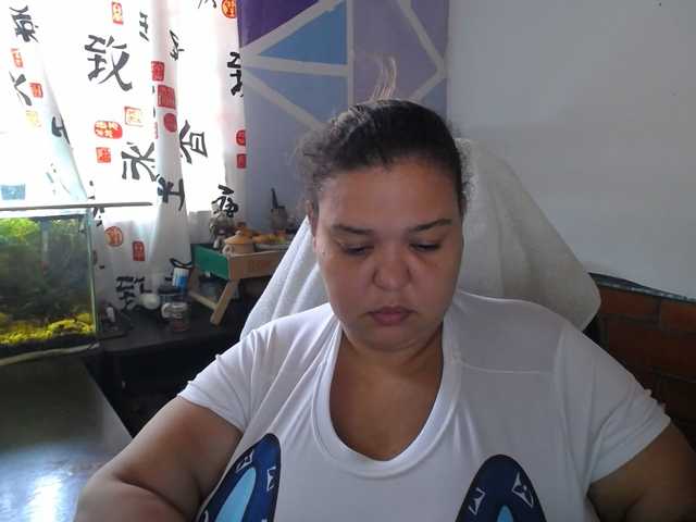 beautifulchubbyqueen live cam on BongaCams