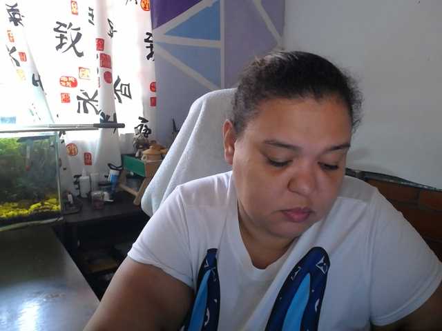 beautifulchubbyqueen live cam on BongaCams