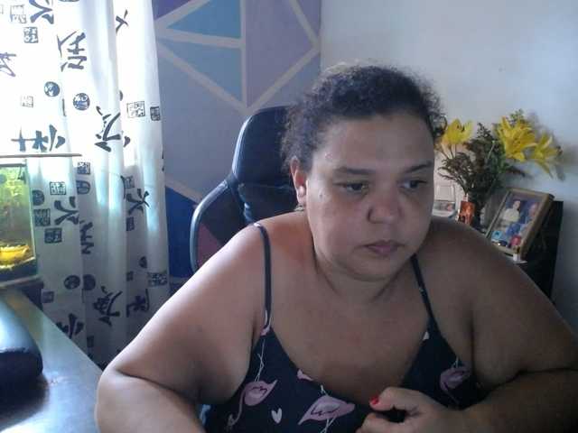 beautifulchubbyqueen live cam on BongaCams