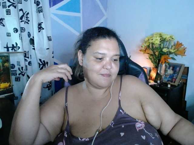 beautifulchubbyqueen live cam on BongaCams