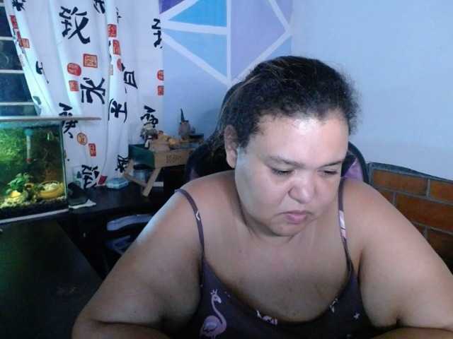 beautifulchubbyqueen live cam on BongaCams