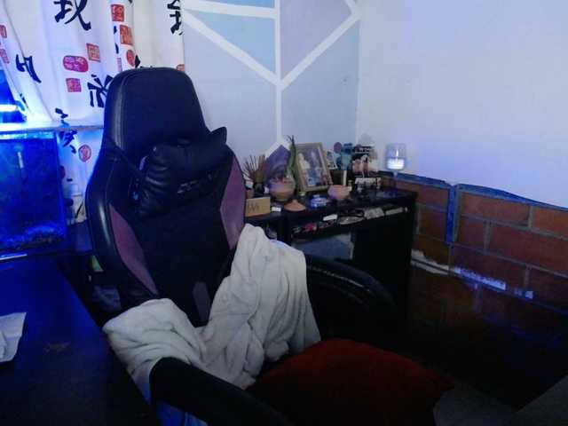 beautifulchubbyqueen live webcam show