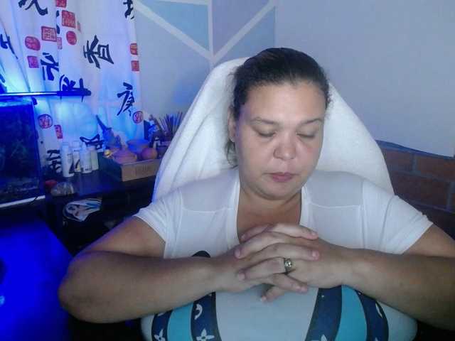 beautifulchubbyqueen live cam on BongaCams