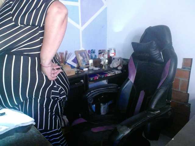 Preview of beautifulchubbyqueen