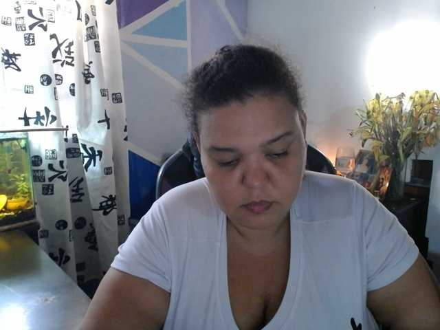 beautifulchubbyqueen live cam on BongaCams