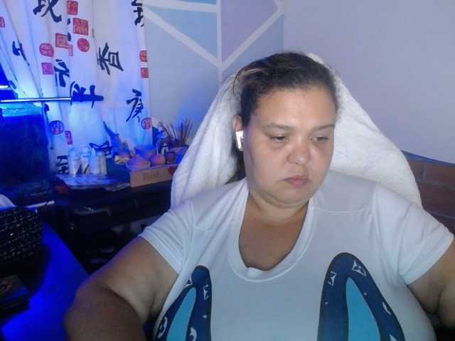 beautifulchubbyqueen live cam on BongaCams